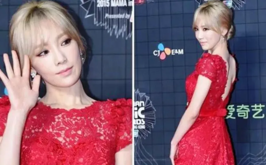 Berita Terbaru MAMA 2015: Taeyeon SNSD Kenakan Salah Satu Gaun Backless Terbaik MAMA 2015