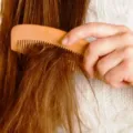 Cara Mengatasi Rambut Mengembang Dan Kusut
