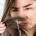Tanda Anda Sudah Perlu Potong Rambut Agar Tetap Sehat Dan Tampak Menarik
