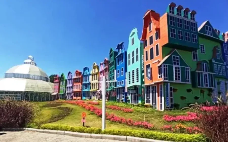 San Terra De La Fonte, Tempat Wisata Kekinian Ala Eropa Di Malang