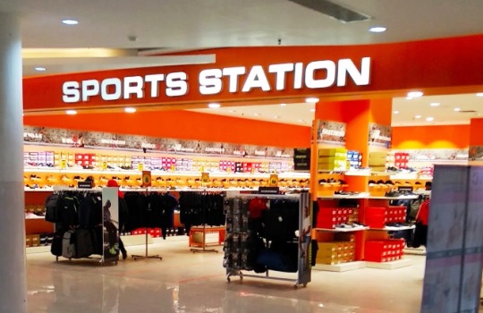 Tips Membeli Sepatu Olahraga Pria di Sports Station yang Perlu Diperhatikan