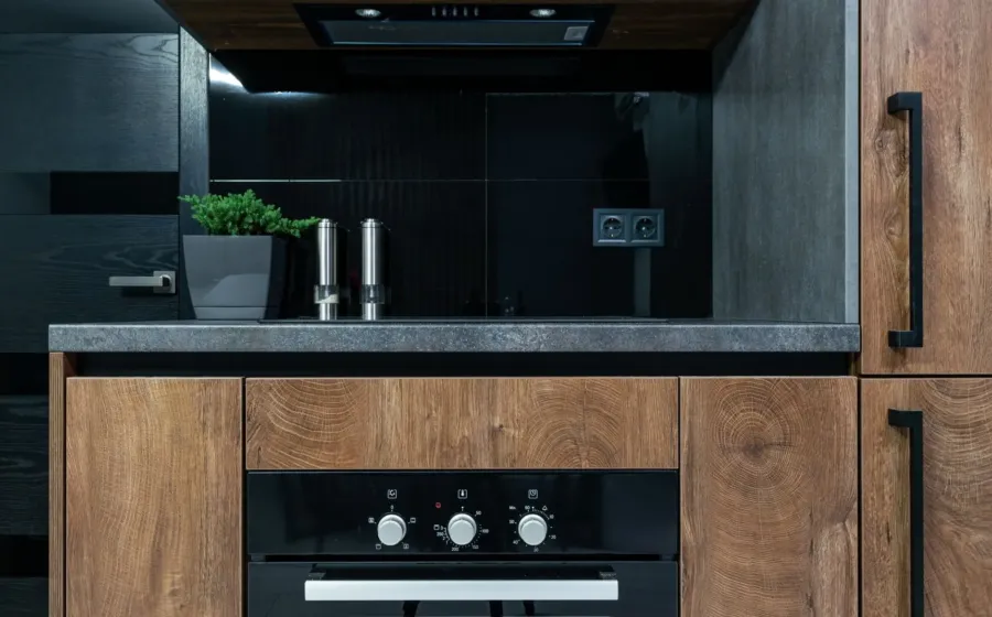 Inspirasi desain dapur minimalis modern yang rapi dan estetik untuk rumah lahan terbatas