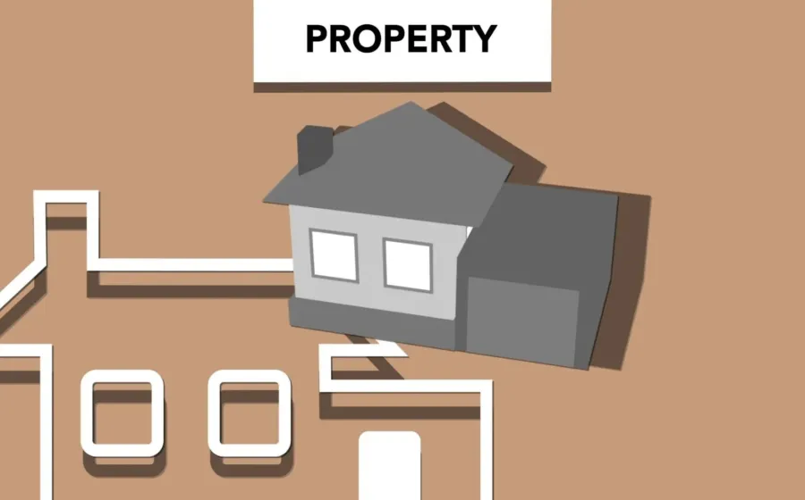 Ilustrasi investasi properti untuk pemula dengan maket rumah kayu dan koin emas sebagai simbol pertumbuhan aset